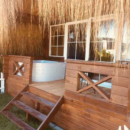 Hotel Pine & Bungallows 4*