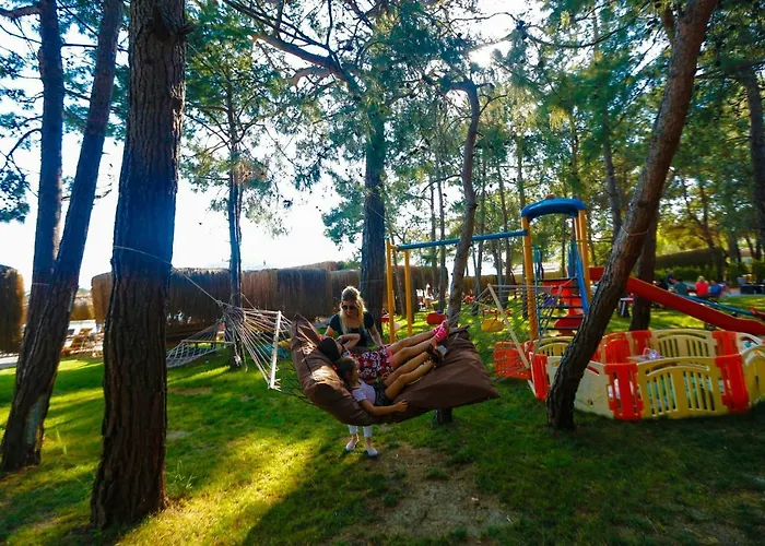 מלון Pine & Bungallows