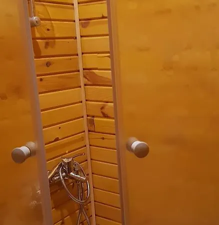 酒店 Pine & Bungallows 希萨勒尼